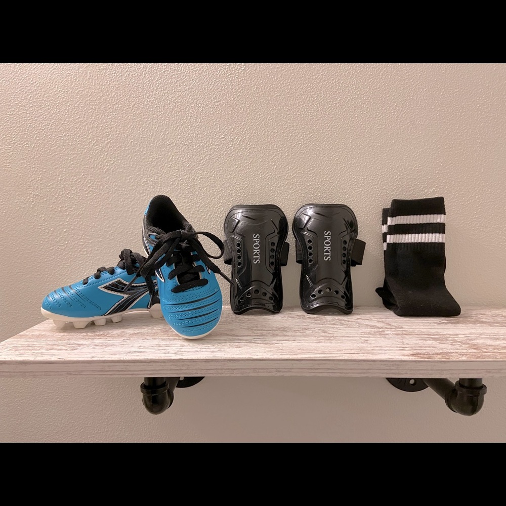 Toddler Soccer Cleat Bundle -Diadora